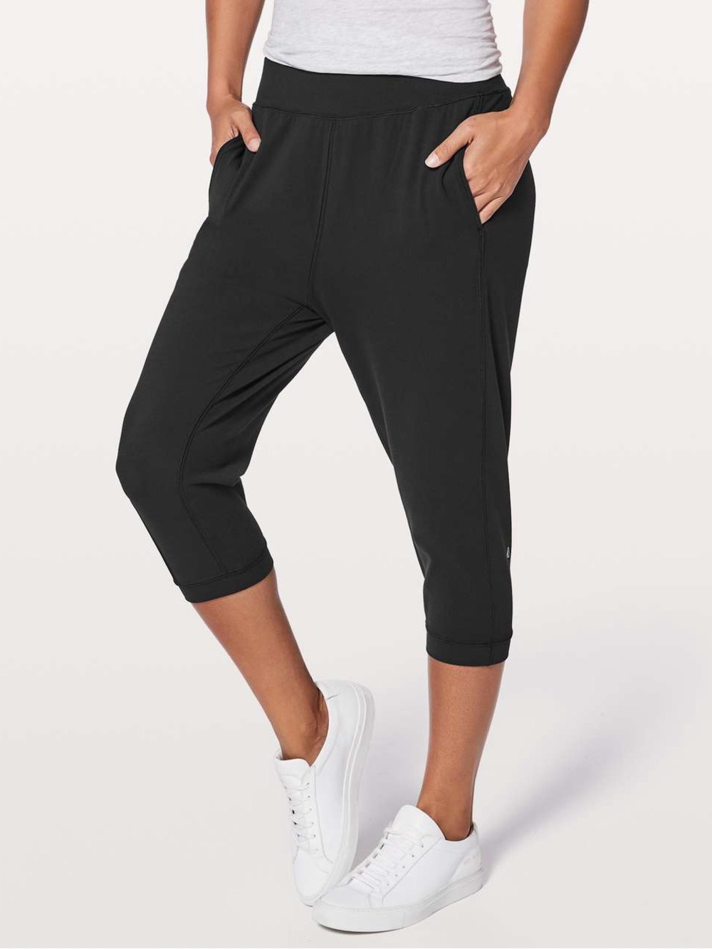 🆕 | LULULEMON Women’s Rejuvenate Crop Pants